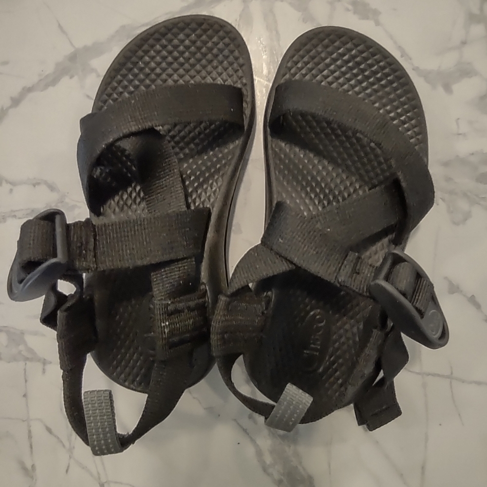 Kids Black Sandals Chaco Unisex